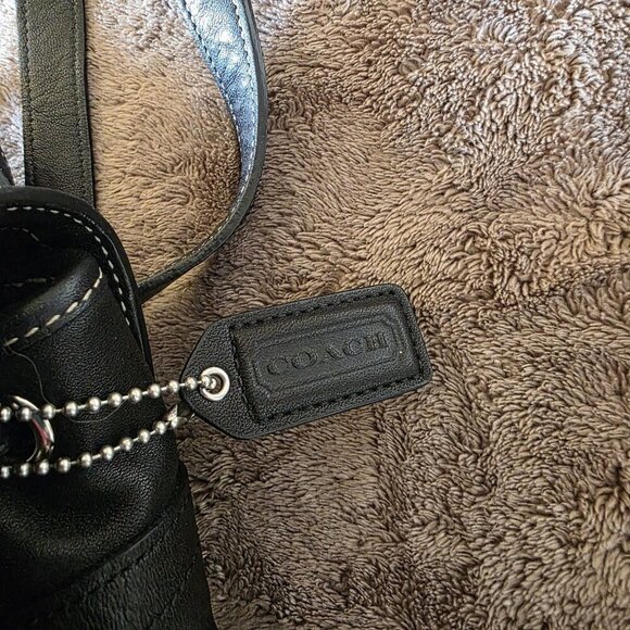 Vintage Coach Soho 3559 Black Leather Backpack Purse Drawstring Buckle - Picture 3 of 16